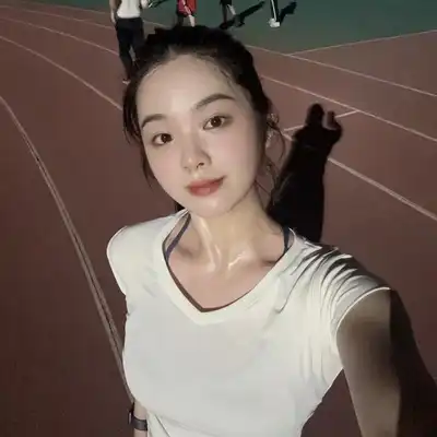 毛英